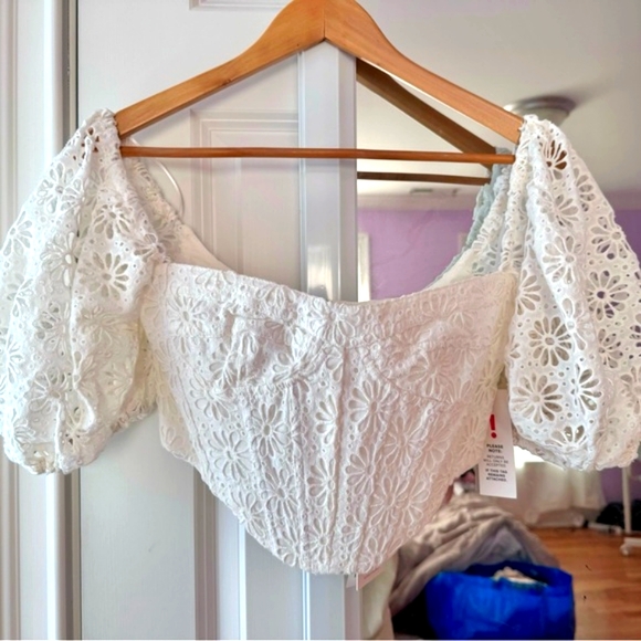 NWT Bardot Daisy Floral Eyelet Corset Top - Picture 4 of 10